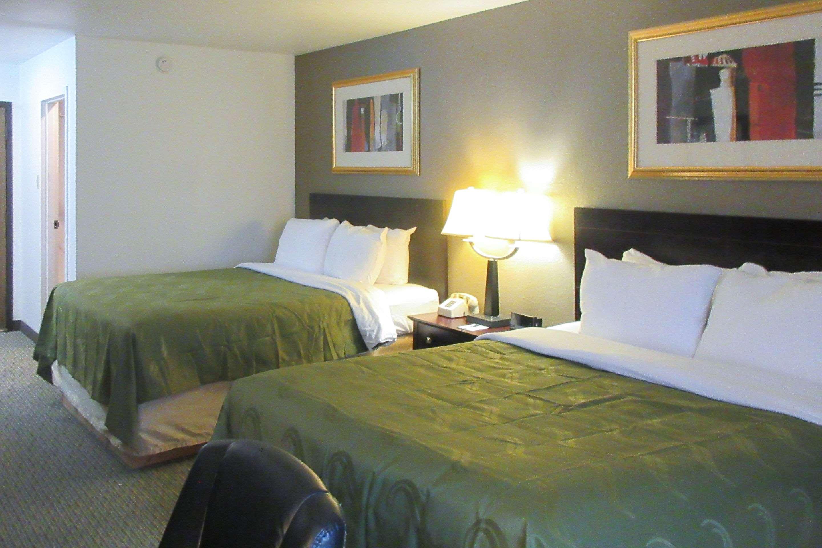 Quality Inn Лонгмънт Екстериор снимка