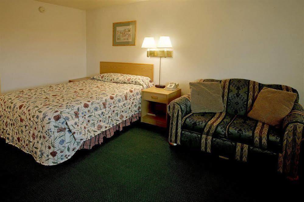 Quality Inn Лонгмънт Екстериор снимка